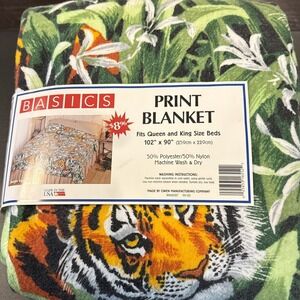 Basics Tiger Jungle Safari Habitat Queen King Blanket Throw Vintage USA NEW